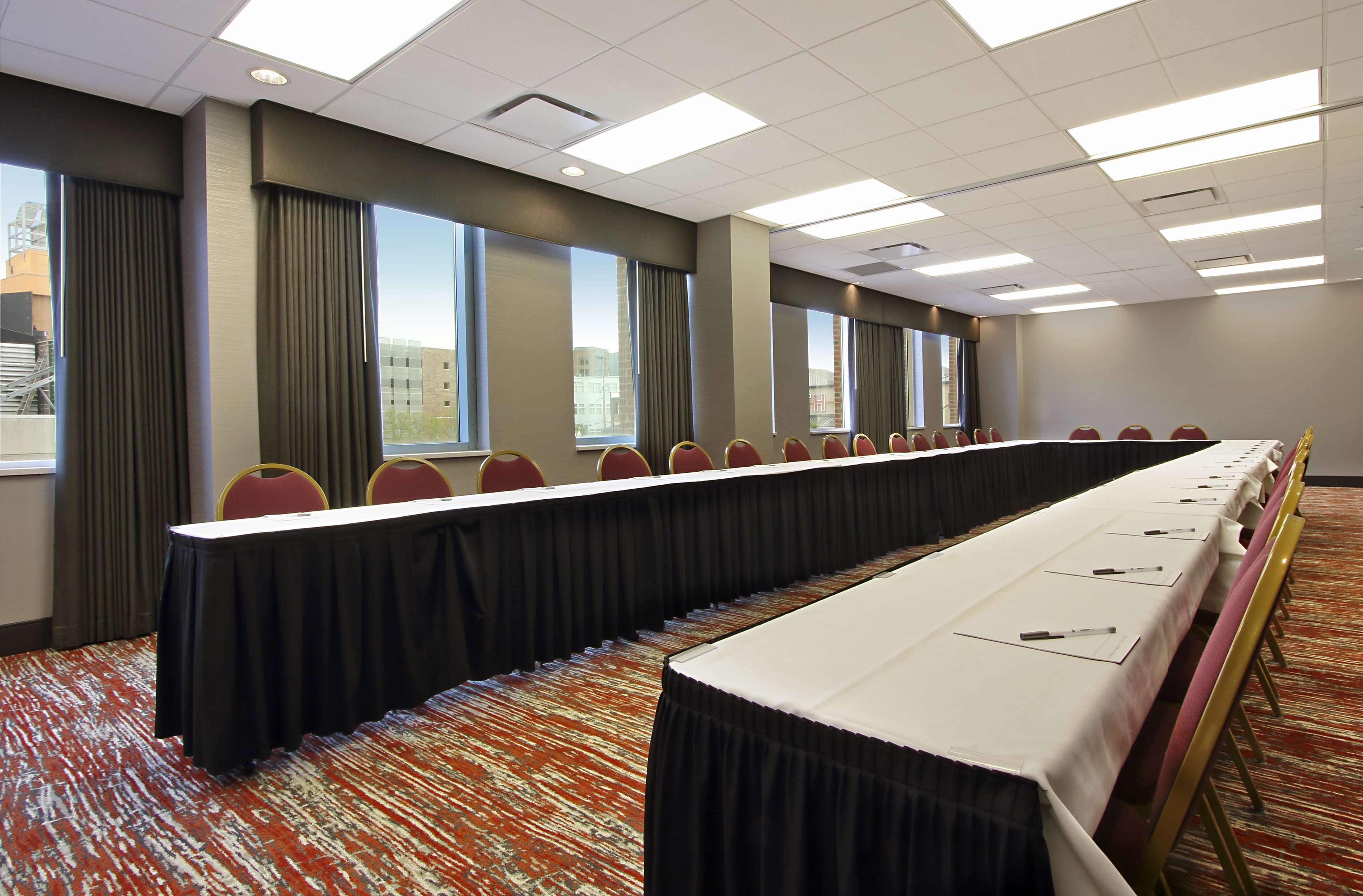 Hampton Inn & Suites Columbus-Downtown, Ohio Esterno foto