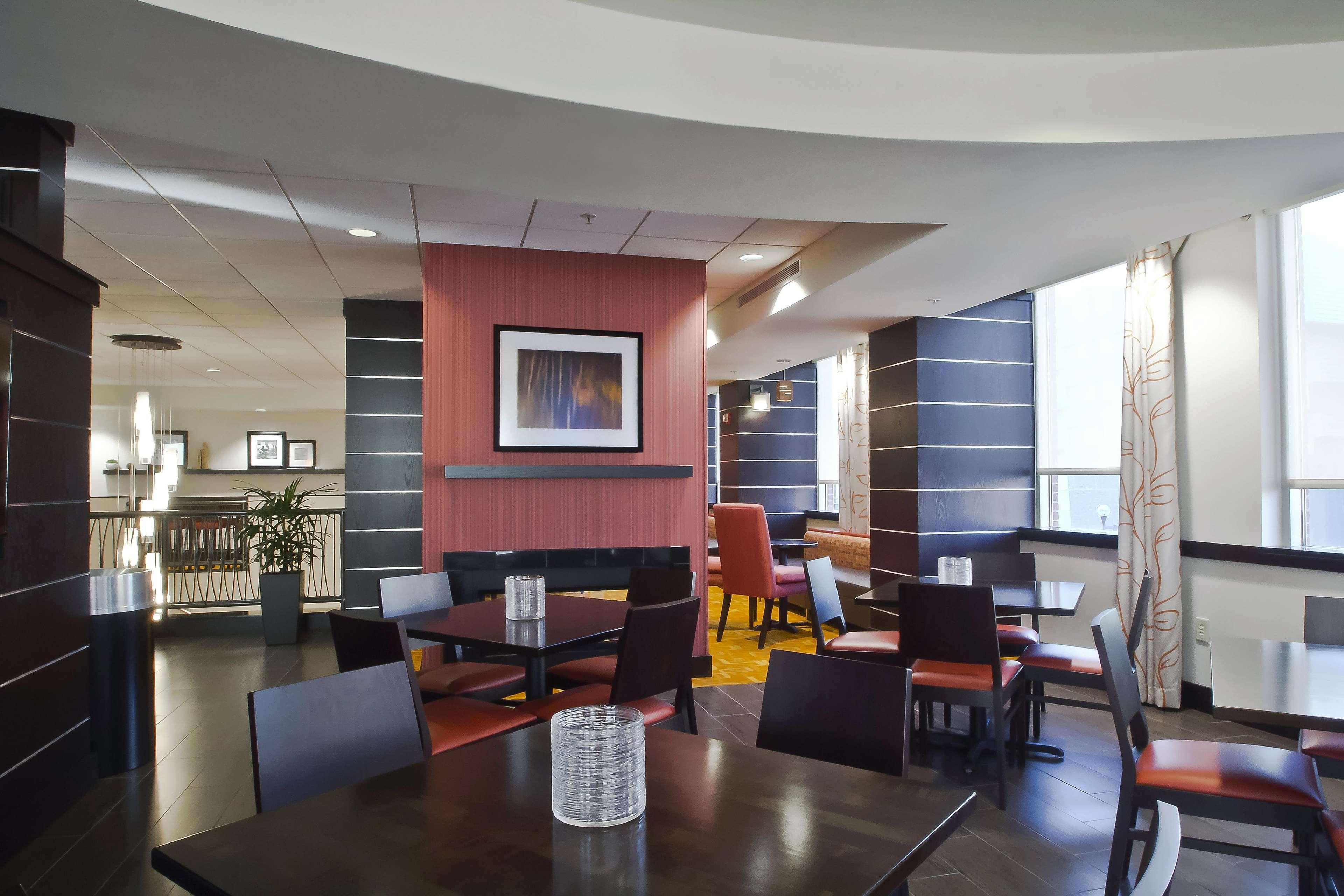 Hampton Inn & Suites Columbus-Downtown, Ohio Esterno foto