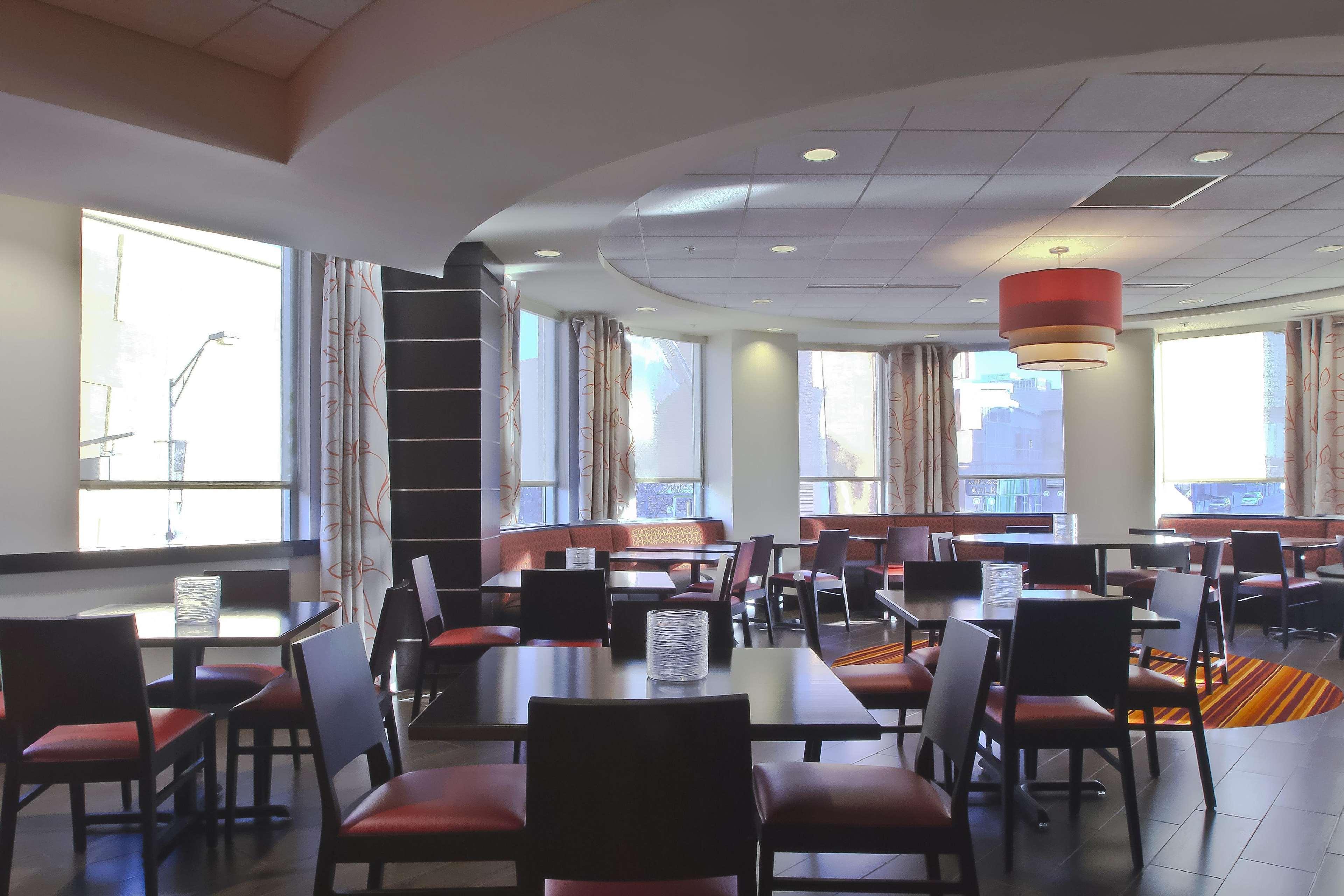 Hampton Inn & Suites Columbus-Downtown, Ohio Esterno foto